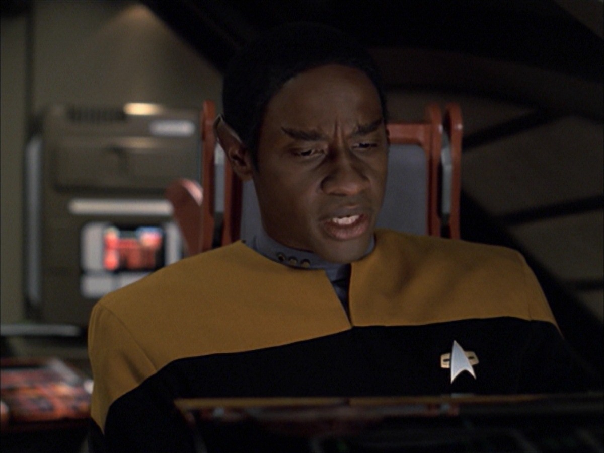 extant_StarTrek_VOY_7x09_7x10-FleshAndBlood_6631.jpg