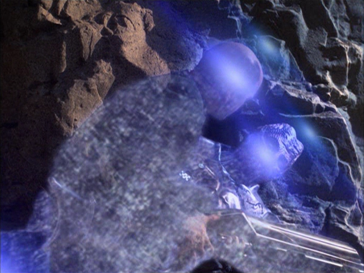 extant_StarTrek_VOY_7x09_7x10-FleshAndBlood_6637.jpg
