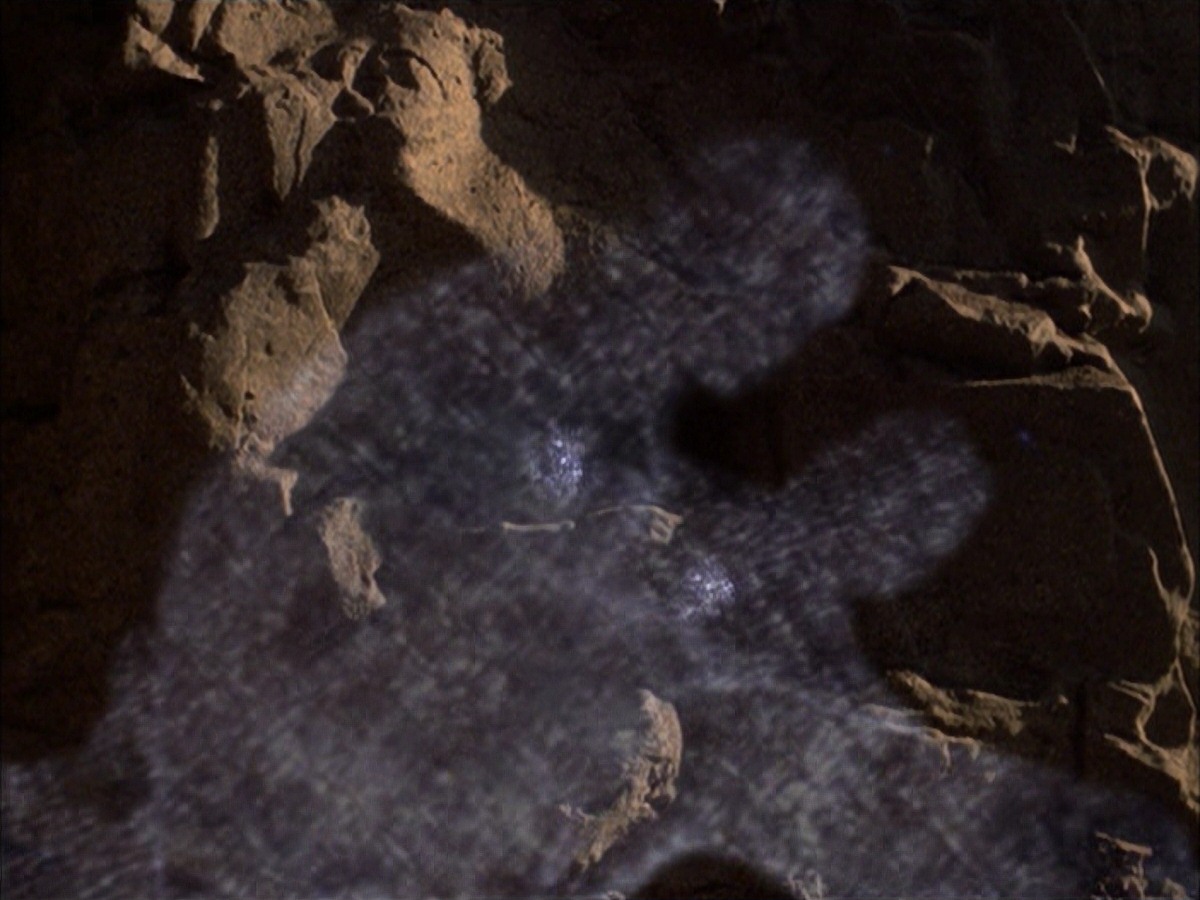 extant_StarTrek_VOY_7x09_7x10-FleshAndBlood_6639.jpg