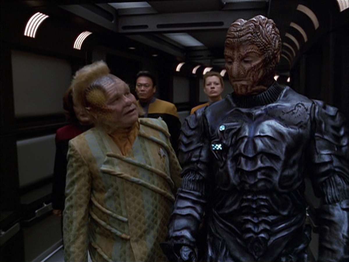extant_StarTrek_VOY_7x09_7x10-FleshAndBlood_6682.jpg