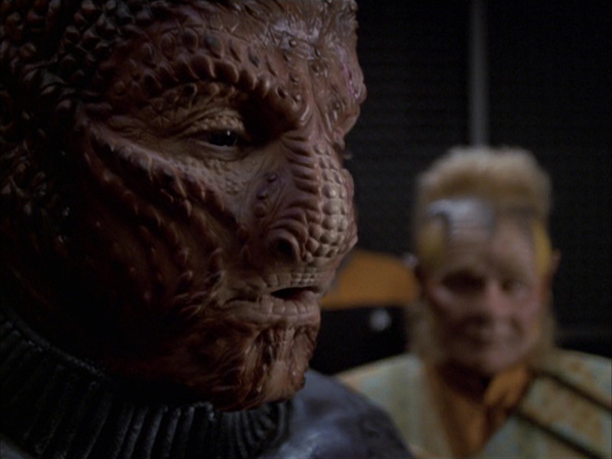 extant_StarTrek_VOY_7x09_7x10-FleshAndBlood_6715.jpg