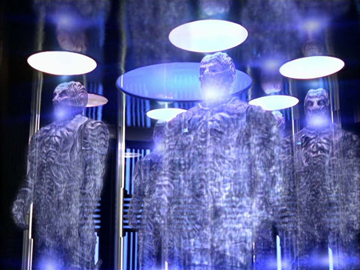 extant_StarTrek_VOY_7x09_7x10-FleshAndBlood_6738.jpg