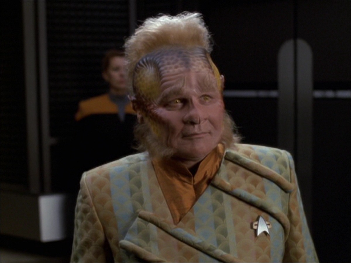 extant_StarTrek_VOY_7x09_7x10-FleshAndBlood_6748.jpg