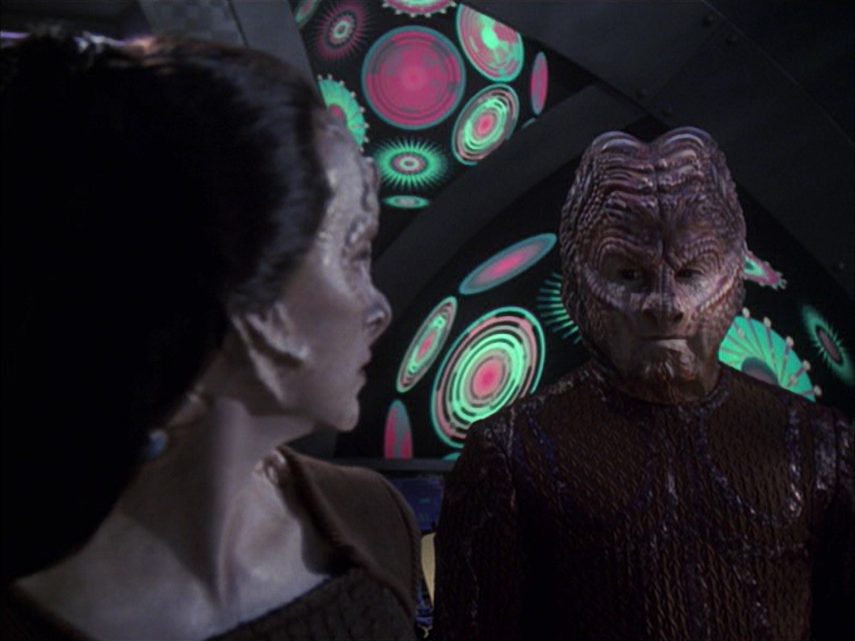 extant_StarTrek_VOY_7x09_7x10-FleshAndBlood_6792.jpg