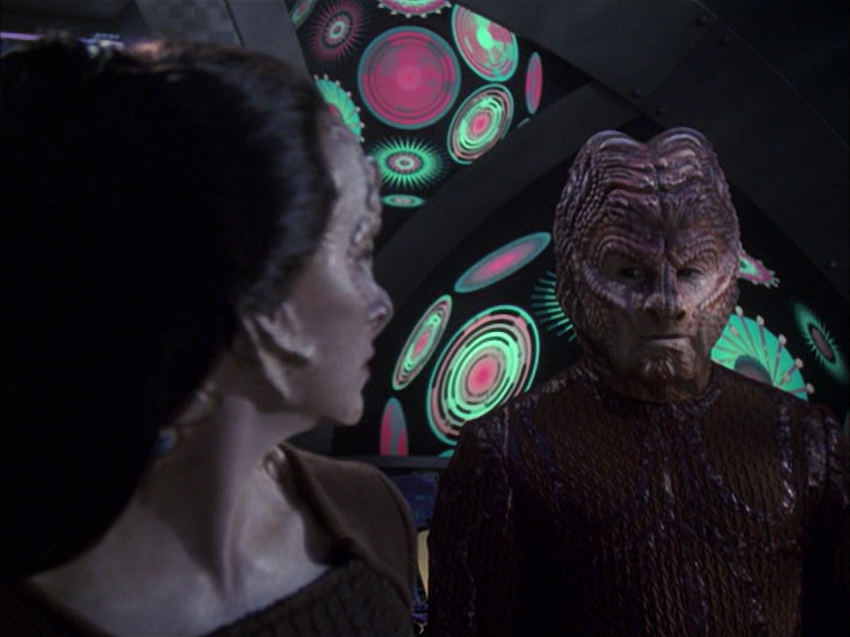 extant_StarTrek_VOY_7x09_7x10-FleshAndBlood_6800.jpg