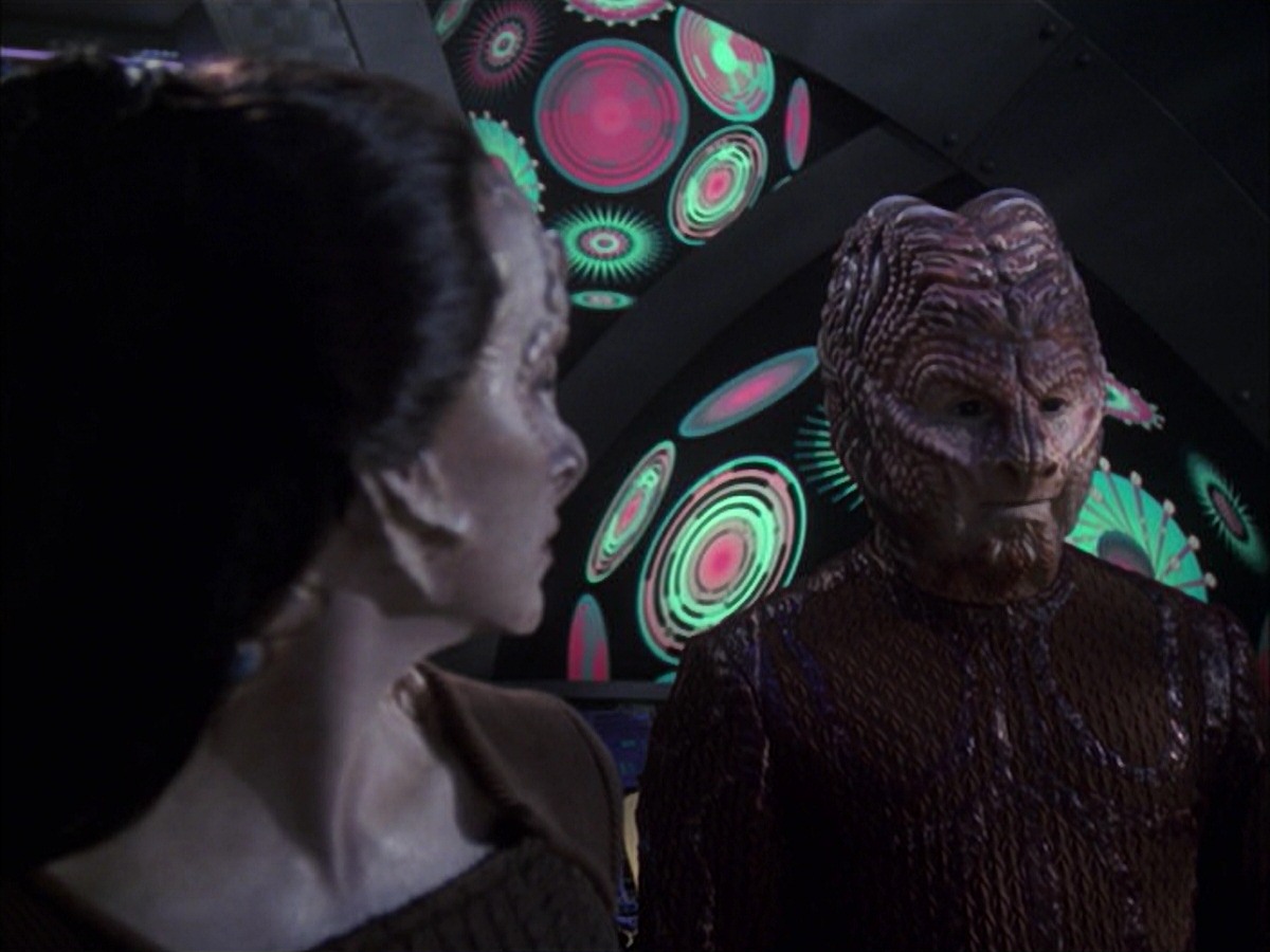 extant_StarTrek_VOY_7x09_7x10-FleshAndBlood_6801.jpg