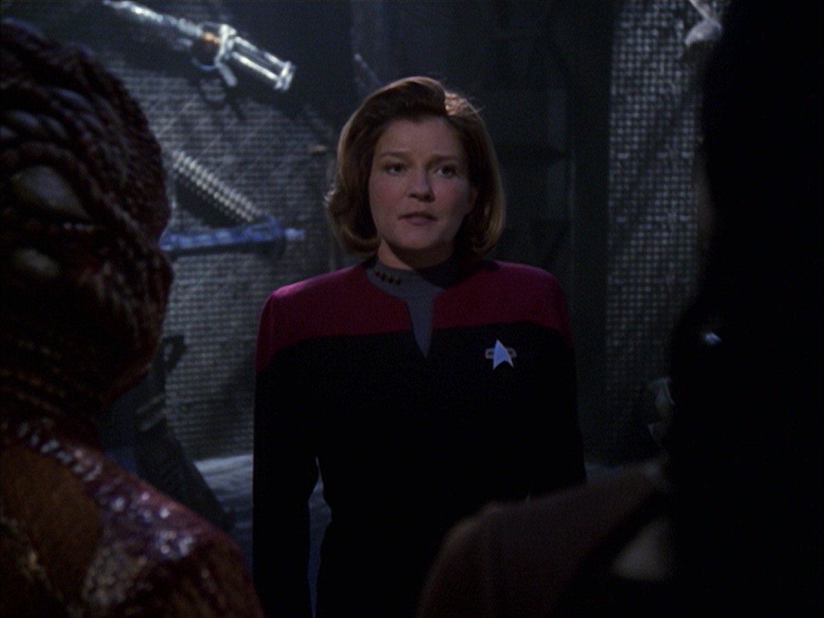 extant_StarTrek_VOY_7x09_7x10-FleshAndBlood_6828.jpg