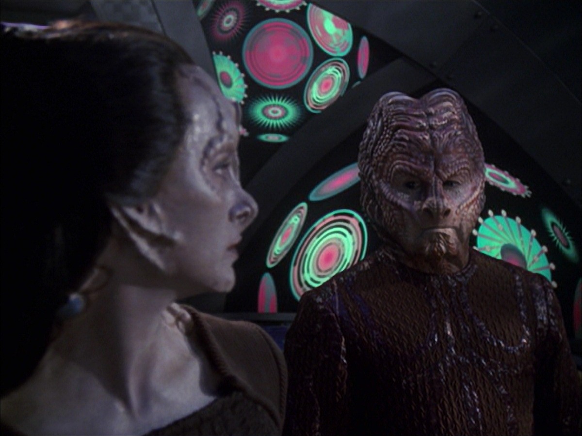 extant_StarTrek_VOY_7x09_7x10-FleshAndBlood_6834.jpg