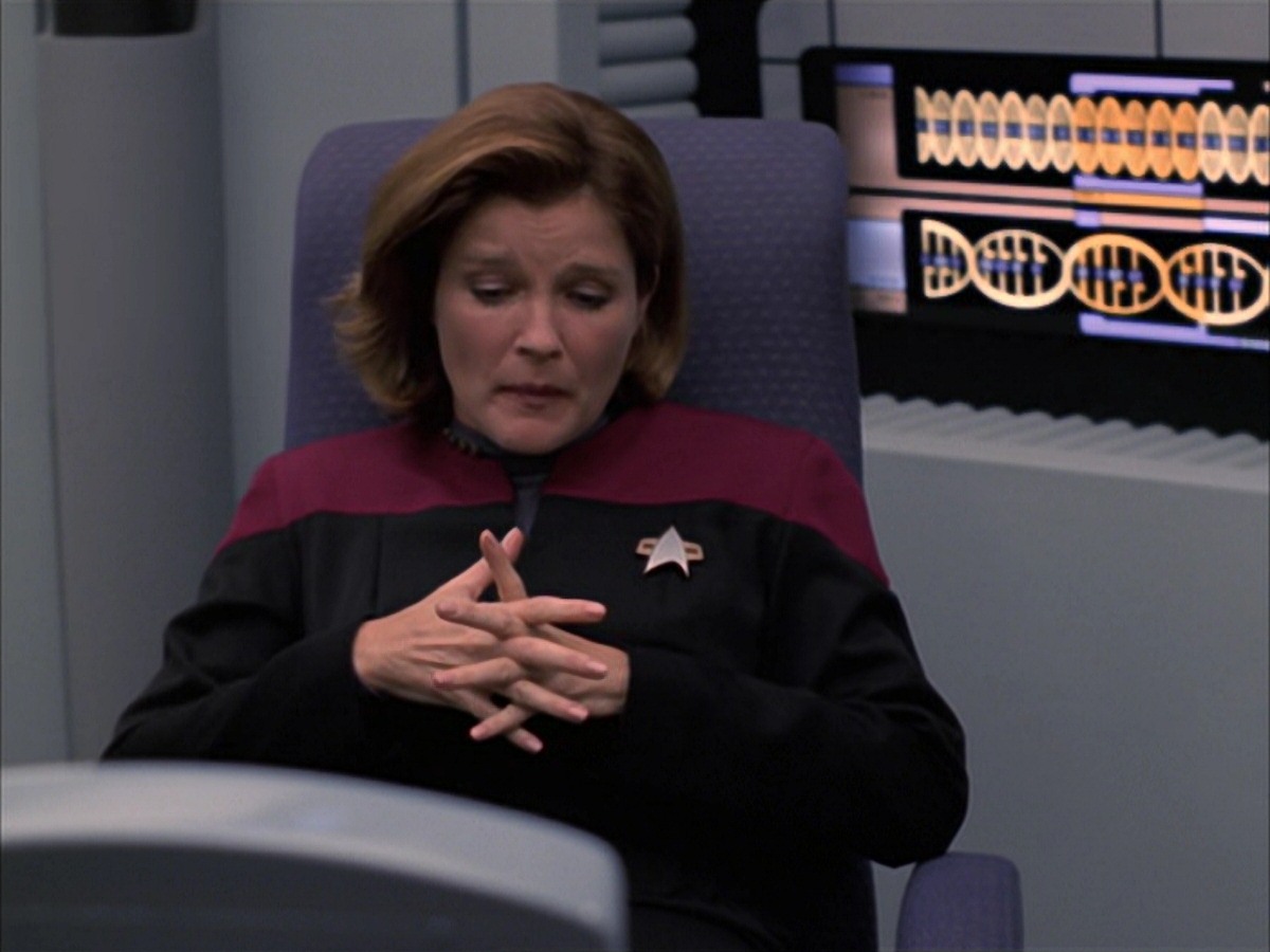 extant_StarTrek_VOY_7x09_7x10-FleshAndBlood_6906.jpg