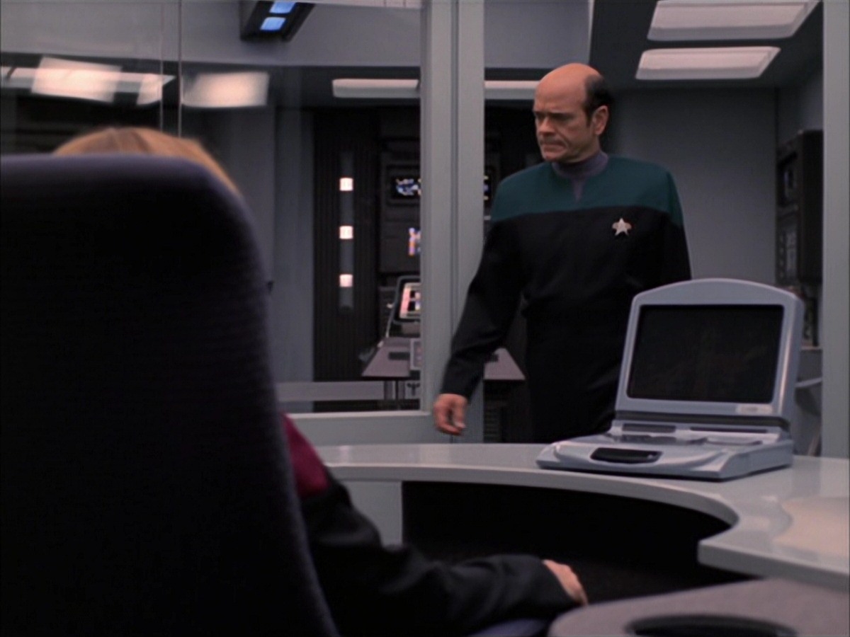 extant_StarTrek_VOY_7x09_7x10-FleshAndBlood_6927.jpg