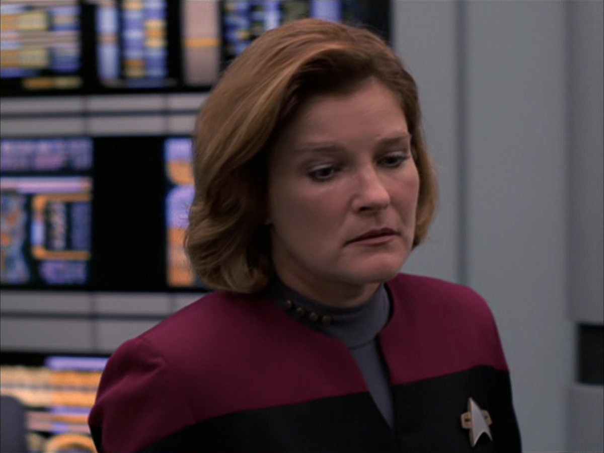 extant_StarTrek_VOY_7x09_7x10-FleshAndBlood_7049.jpg