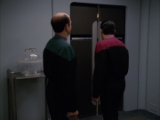 Filename=extant_StarTrek_VOY_7x09_7x10-FleshAndBlood_0503.jpg
Filesize=112KiB
Dimensions=1200x900
Date added=Jan 13, 2020 extant_StarTrek_VOY_7x09_7x10-FleshAndBlood_0503.jpg