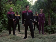 Filename=extant_StarTrek_VOY_7x09_7x10-FleshAndBlood_0595.jpg
Filesize=266KiB
Dimensions=1200x900
Date added=Jan 13, 2020 extant_StarTrek_VOY_7x09_7x10-FleshAndBlood_0595.jpg