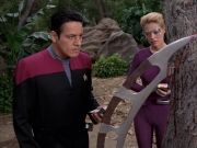 Filename=extant_StarTrek_VOY_7x09_7x10-FleshAndBlood_0686.jpg
Filesize=187KiB
Dimensions=1200x900
Date added=Jan 13, 2020 extant_StarTrek_VOY_7x09_7x10-FleshAndBlood_0686.jpg