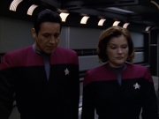 extant_StarTrek_VOY_7x09_7x10-FleshAndBlood_0900.jpg