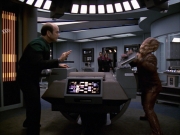 Filename=extant_StarTrek_VOY_7x09_7x10-FleshAndBlood_0927.jpg
Filesize=184KiB
Dimensions=1200x900
Date added=Jan 13, 2020 extant_StarTrek_VOY_7x09_7x10-FleshAndBlood_0927.jpg