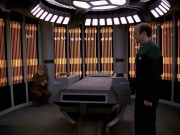 extant_StarTrek_VOY_7x09_7x10-FleshAndBlood_0947.jpg