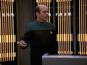 Filename=extant_StarTrek_VOY_7x09_7x10-FleshAndBlood_0970.jpg
Filesize=191KiB
Dimensions=1200x900
Date added=Jan 13, 2020 extant_StarTrek_VOY_7x09_7x10-FleshAndBlood_0970.jpg