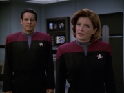 extant_StarTrek_VOY_7x09_7x10-FleshAndBlood_0974.jpg