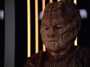 extant_StarTrek_VOY_7x09_7x10-FleshAndBlood_1083.jpg