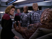 extant_StarTrek_VOY_7x09_7x10-FleshAndBlood_1236.jpg