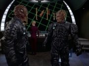 extant_StarTrek_VOY_7x09_7x10-FleshAndBlood_1325.jpg