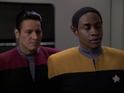 Filename=extant_StarTrek_VOY_7x09_7x10-FleshAndBlood_1378.jpg
Filesize=120KiB
Dimensions=1200x900
Date added=Jan 13, 2020 extant_StarTrek_VOY_7x09_7x10-FleshAndBlood_1378.jpg