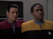 Filename=extant_StarTrek_VOY_7x09_7x10-FleshAndBlood_1381.jpg
Filesize=121KiB
Dimensions=1200x900
Date added=Jan 13, 2020 extant_StarTrek_VOY_7x09_7x10-FleshAndBlood_1381.jpg