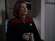extant_StarTrek_VOY_7x09_7x10-FleshAndBlood_1414.jpg