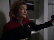 extant_StarTrek_VOY_7x09_7x10-FleshAndBlood_1417.jpg