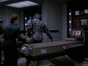 Filename=extant_StarTrek_VOY_7x09_7x10-FleshAndBlood_1613.jpg
Filesize=163KiB
Dimensions=1200x900
Date added=Jan 13, 2020 extant_StarTrek_VOY_7x09_7x10-FleshAndBlood_1613.jpg