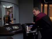 Filename=extant_StarTrek_VOY_7x09_7x10-FleshAndBlood_1622.jpg
Filesize=155KiB
Dimensions=1200x900
Date added=Jan 13, 2020 extant_StarTrek_VOY_7x09_7x10-FleshAndBlood_1622.jpg