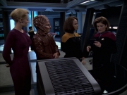 extant_StarTrek_VOY_7x09_7x10-FleshAndBlood_1874.jpg