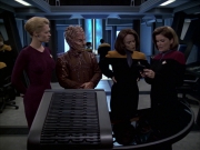 extant_StarTrek_VOY_7x09_7x10-FleshAndBlood_1883.jpg