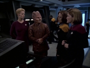 Filename=extant_StarTrek_VOY_7x09_7x10-FleshAndBlood_1929.jpg
Filesize=149KiB
Dimensions=1200x900
Date added=Jan 13, 2020 extant_StarTrek_VOY_7x09_7x10-FleshAndBlood_1929.jpg