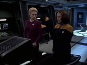 Filename=extant_StarTrek_VOY_7x09_7x10-FleshAndBlood_1935.jpg
Filesize=147KiB
Dimensions=1200x900
Date added=Jan 13, 2020 extant_StarTrek_VOY_7x09_7x10-FleshAndBlood_1935.jpg