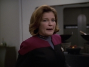 extant_StarTrek_VOY_7x09_7x10-FleshAndBlood_2033.jpg
