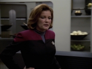 extant_StarTrek_VOY_7x09_7x10-FleshAndBlood_2070.jpg