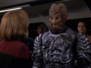 extant_StarTrek_VOY_7x09_7x10-FleshAndBlood_2106.jpg