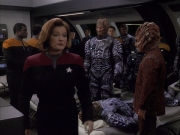 extant_StarTrek_VOY_7x09_7x10-FleshAndBlood_2117.jpg