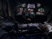 extant_StarTrek_VOY_7x09_7x10-FleshAndBlood_2142.jpg