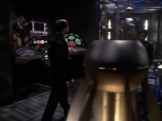 extant_StarTrek_VOY_7x09_7x10-FleshAndBlood_2272.jpg