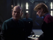 extant_StarTrek_VOY_7x09_7x10-FleshAndBlood_2291.jpg