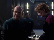 extant_StarTrek_VOY_7x09_7x10-FleshAndBlood_2295.jpg