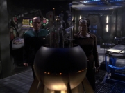 extant_StarTrek_VOY_7x09_7x10-FleshAndBlood_2942.jpg