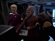 extant_StarTrek_VOY_7x09_7x10-FleshAndBlood_3042.jpg