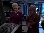extant_StarTrek_VOY_7x09_7x10-FleshAndBlood_3049.jpg