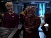 extant_StarTrek_VOY_7x09_7x10-FleshAndBlood_3050.jpg