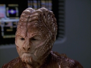 extant_StarTrek_VOY_7x09_7x10-FleshAndBlood_3179.jpg