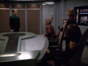extant_StarTrek_VOY_7x09_7x10-FleshAndBlood_3210.jpg